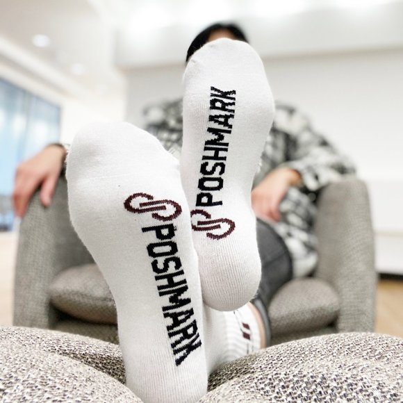 2 Pairs of Socks - Picture 4 of 4